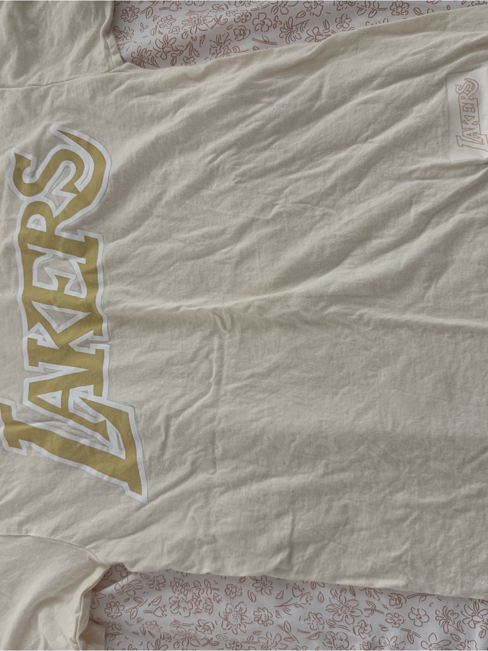 Nostalgia Cream Lakers Hardwood Classics Tee